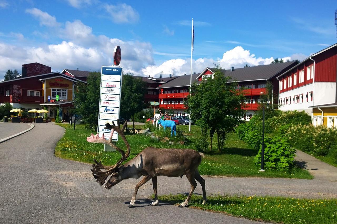 Hullu Poro Hotell